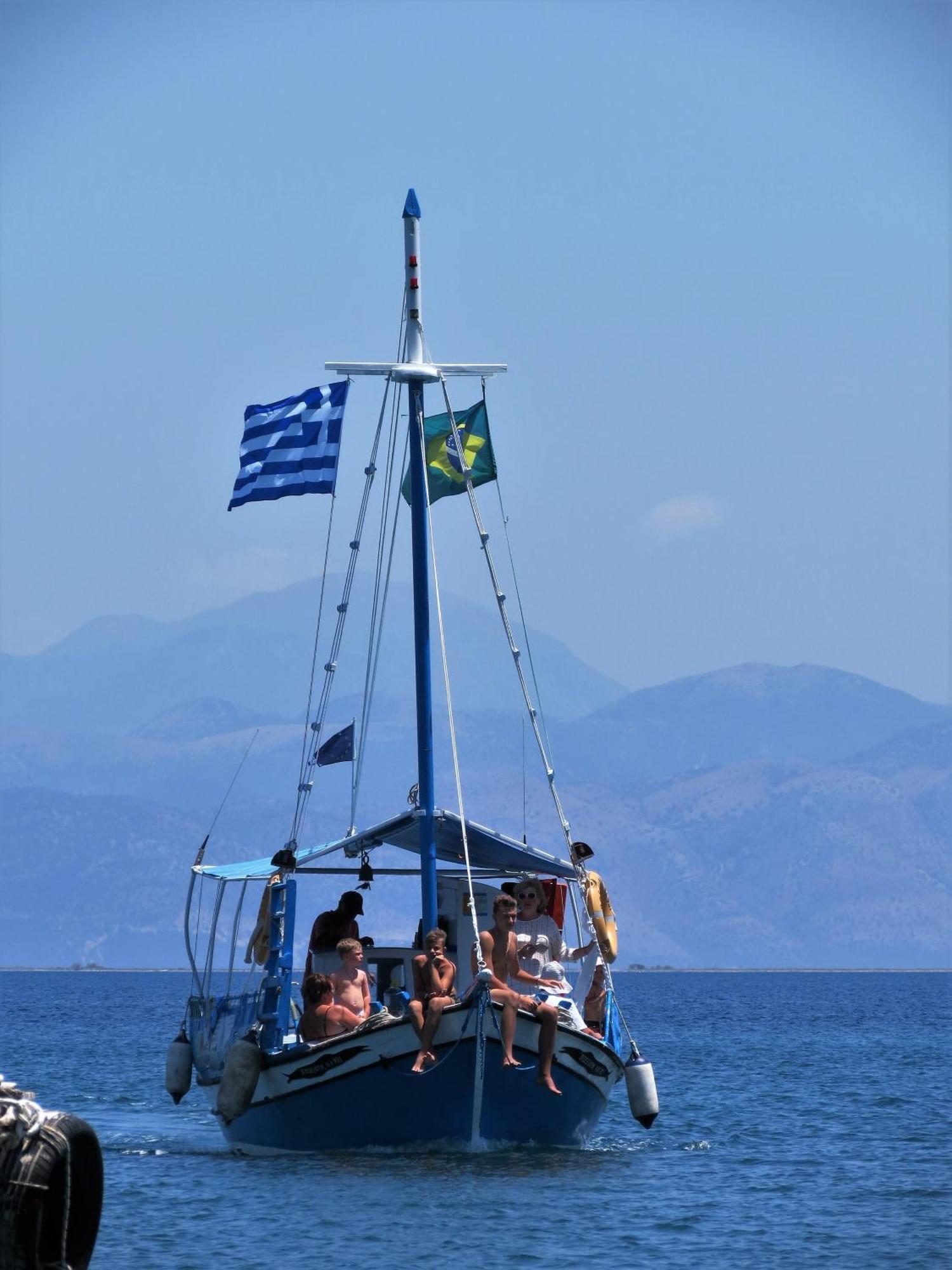 Πανσιόν Akrogiali *