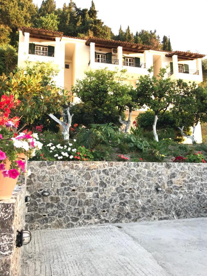 Akrogiali Guest house Mpoukaris